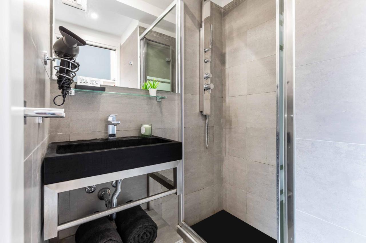 Duomo In 8 Stops Suite Deluxe Loft Milánó Kültér fotó