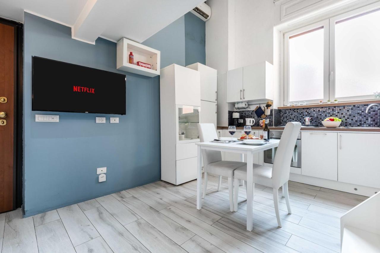 Duomo In 8 Stops Suite Deluxe Loft Milánó Kültér fotó